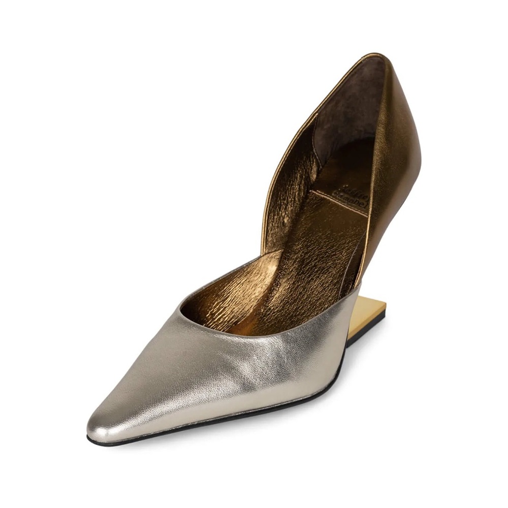 Hidden Heel Metallic Pump